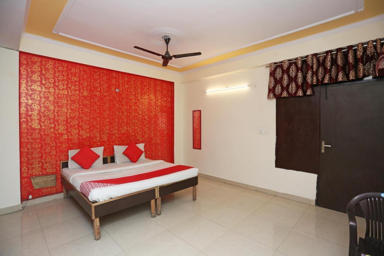 Hotel O Airport Plaza By Palace New Delhi Exterior photo