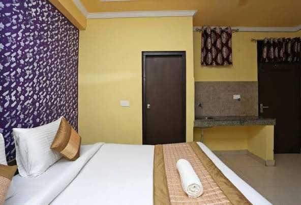 Hotel O Airport Plaza By Palace New Delhi Exterior photo